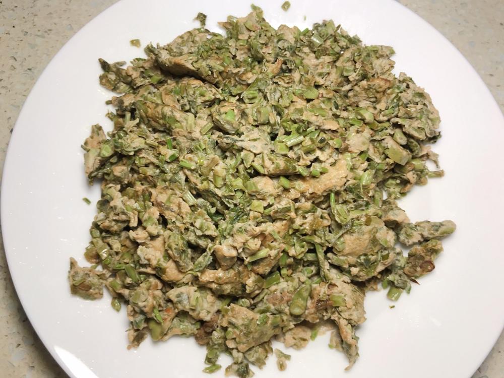 香椿炒鸡蛋（煎蛋）做法