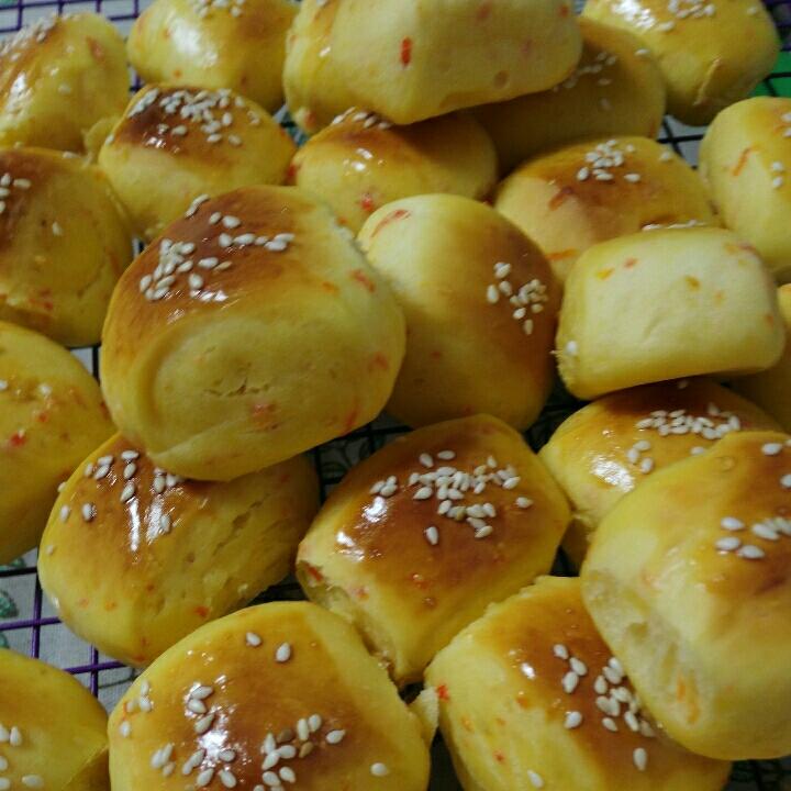 胡萝卜奶油小面包
