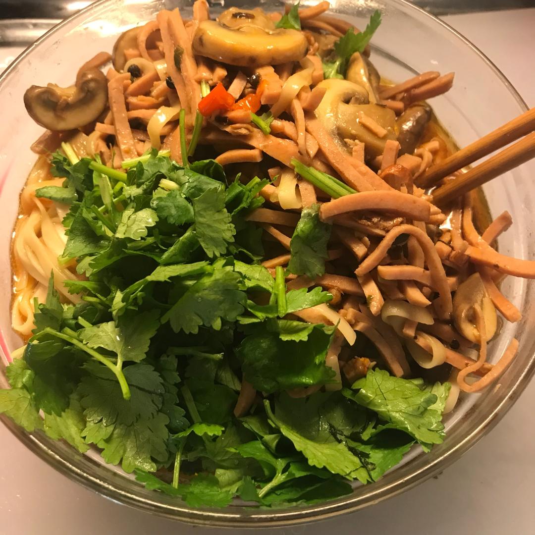 番茄蘑菇面