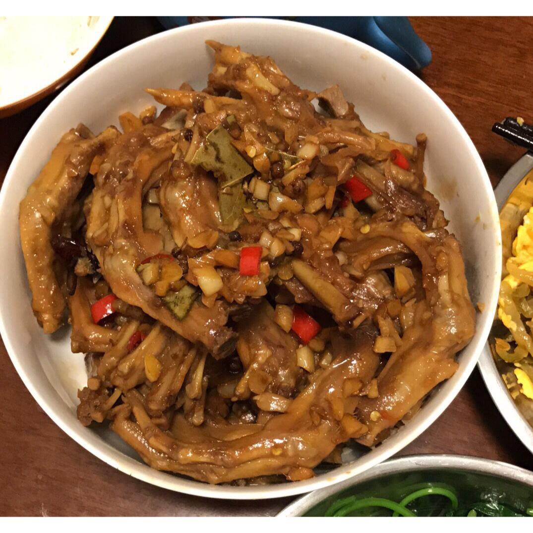 卤鸭掌不好吃你打我