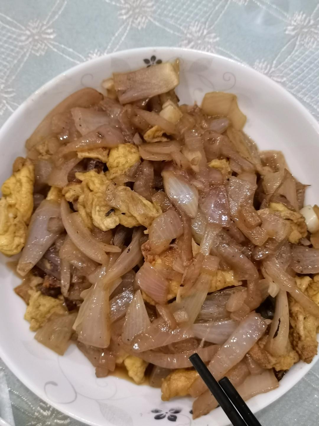降压防癌的好食材  洋葱炒鸡蛋