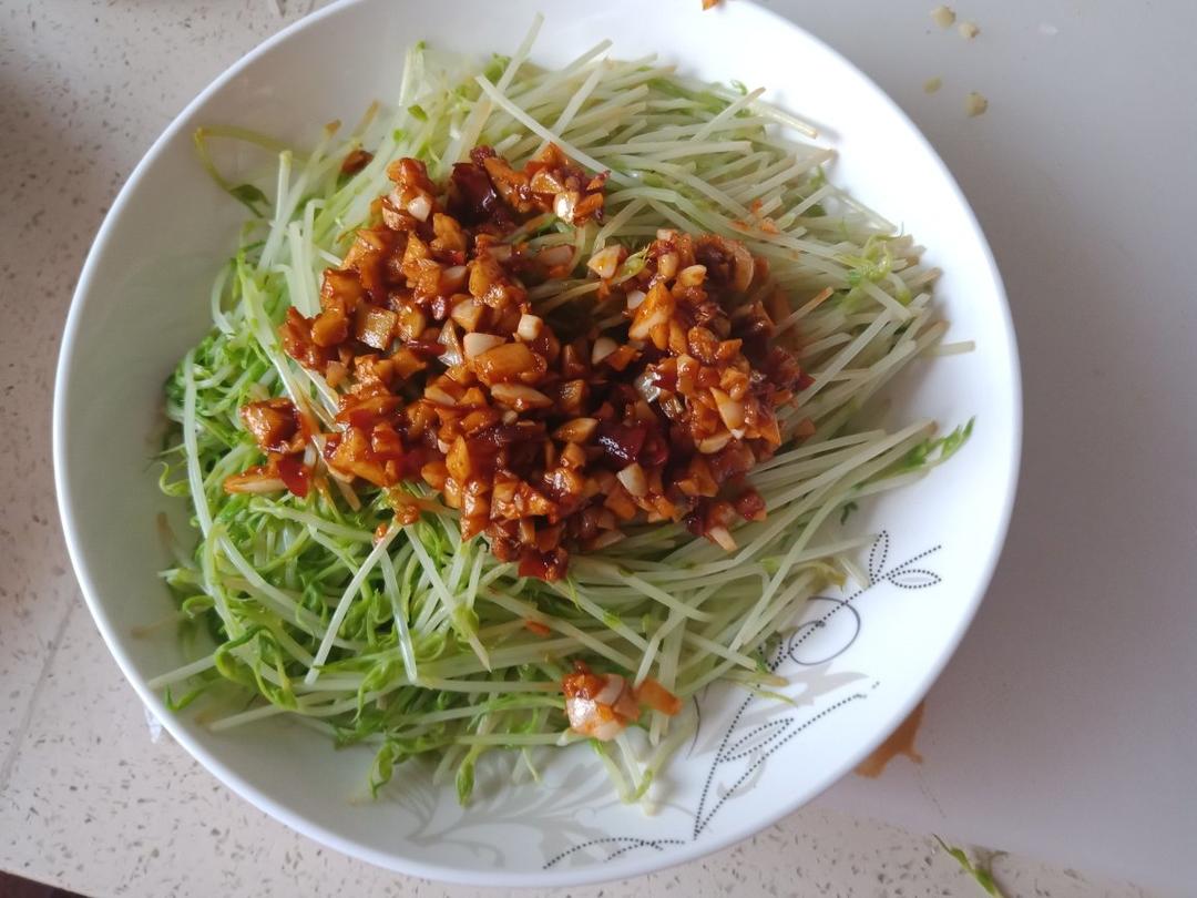 蒜蓉豌豆苗