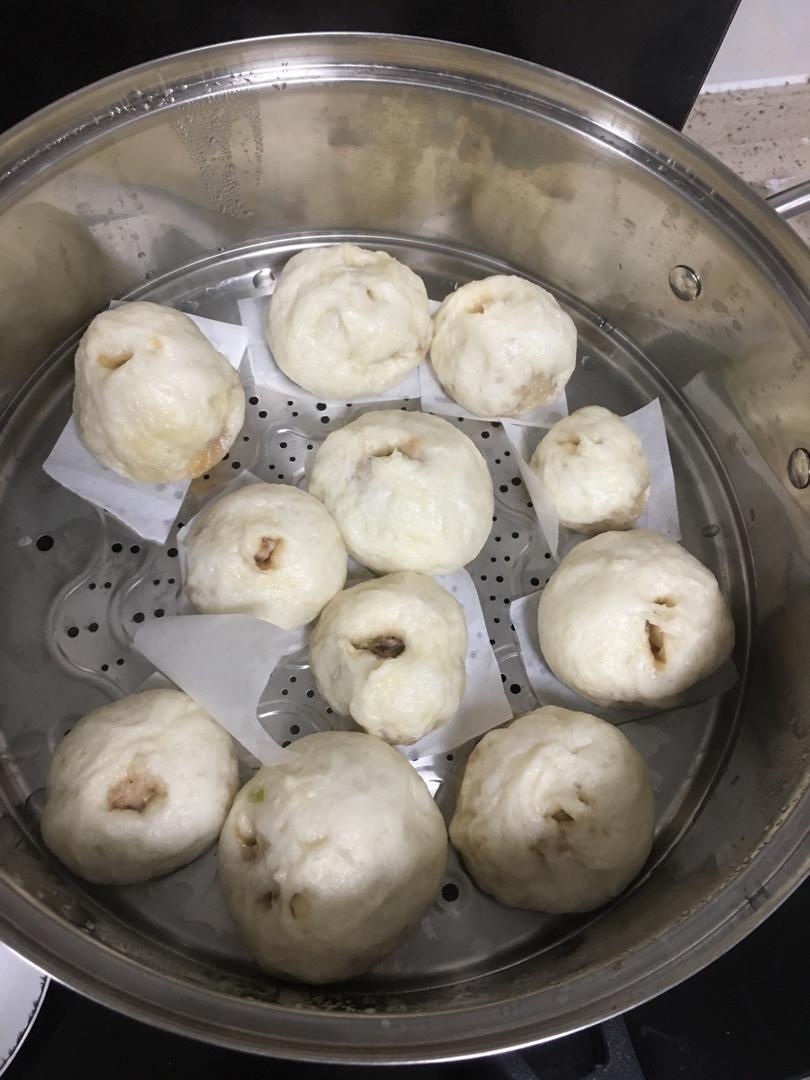 快手发面小笼包