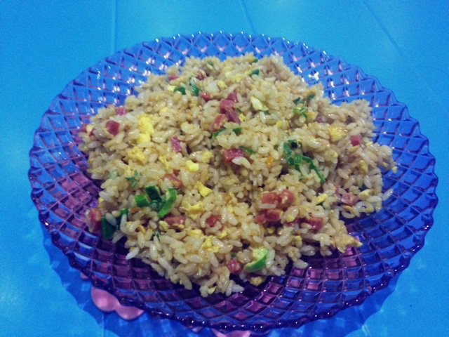 小时候的酱油炒饭