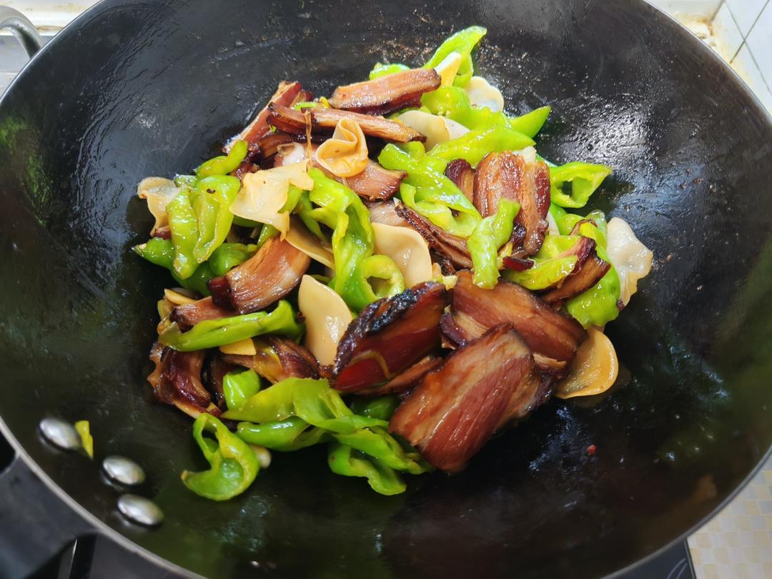 😍超好吃！还原费大厨辣椒炒肉！