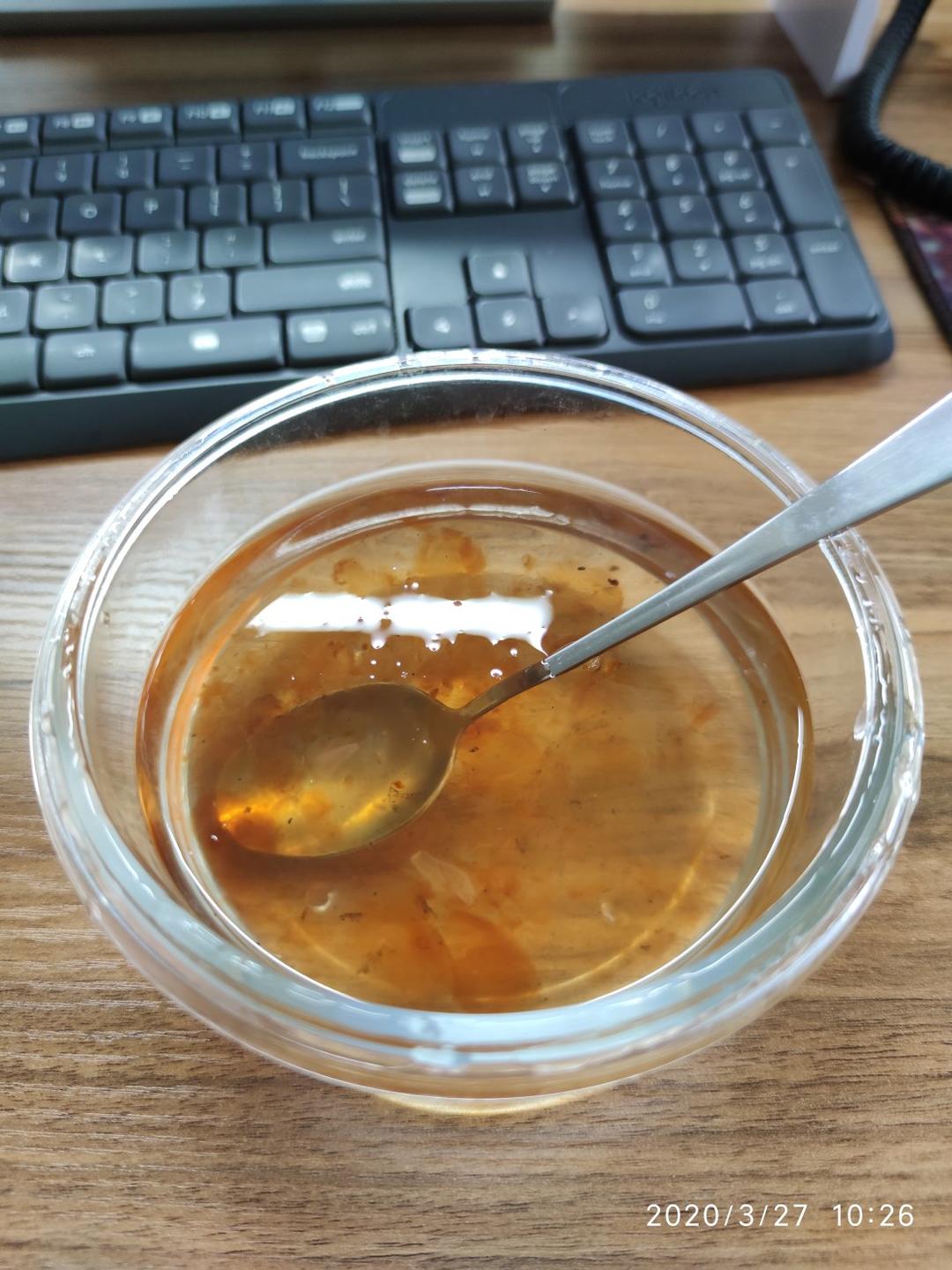 桃胶皂角米雪燕羹