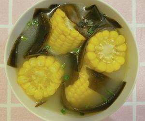 低卡营养汤🌿排油减脂的玉米海带汤✨的做法 步骤4