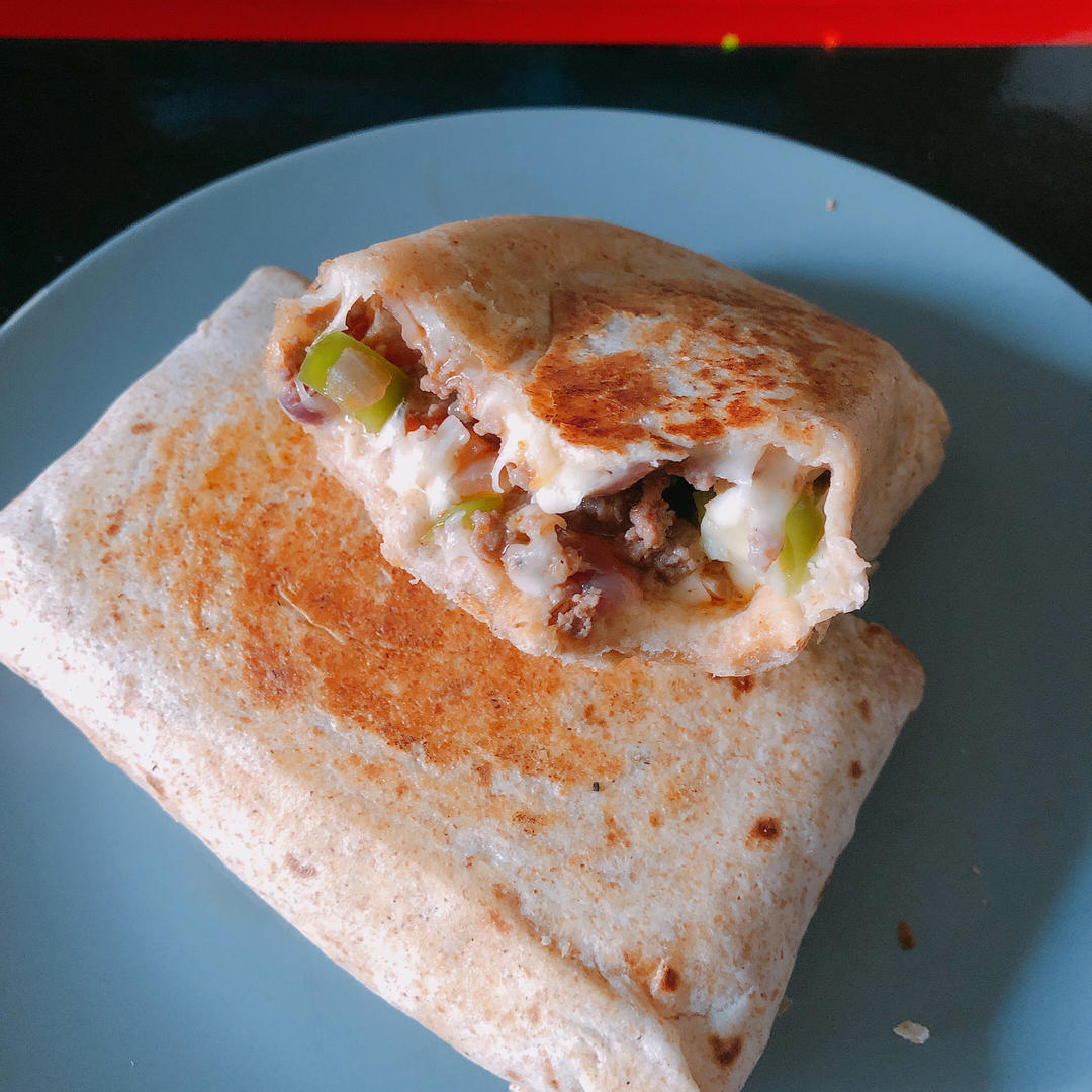 牛肉(酱)芝士卷饼