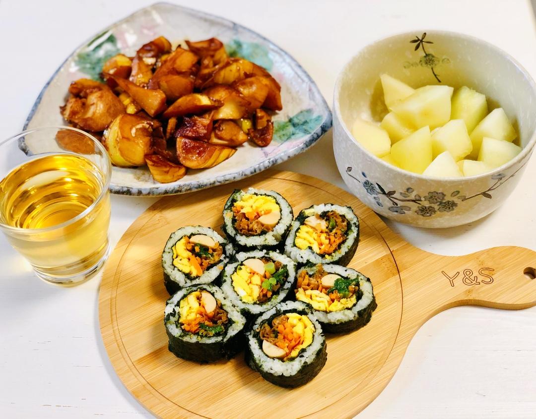 高颜值的紫菜包饭