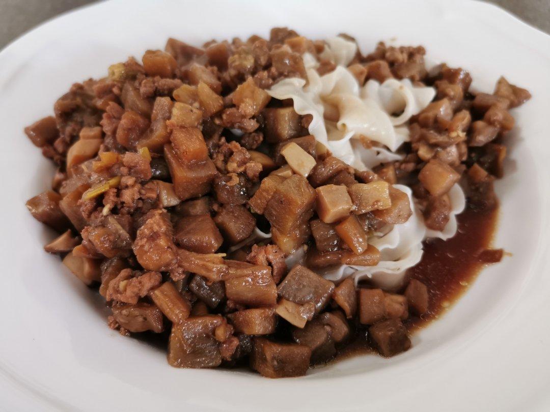 红烧茄丁面