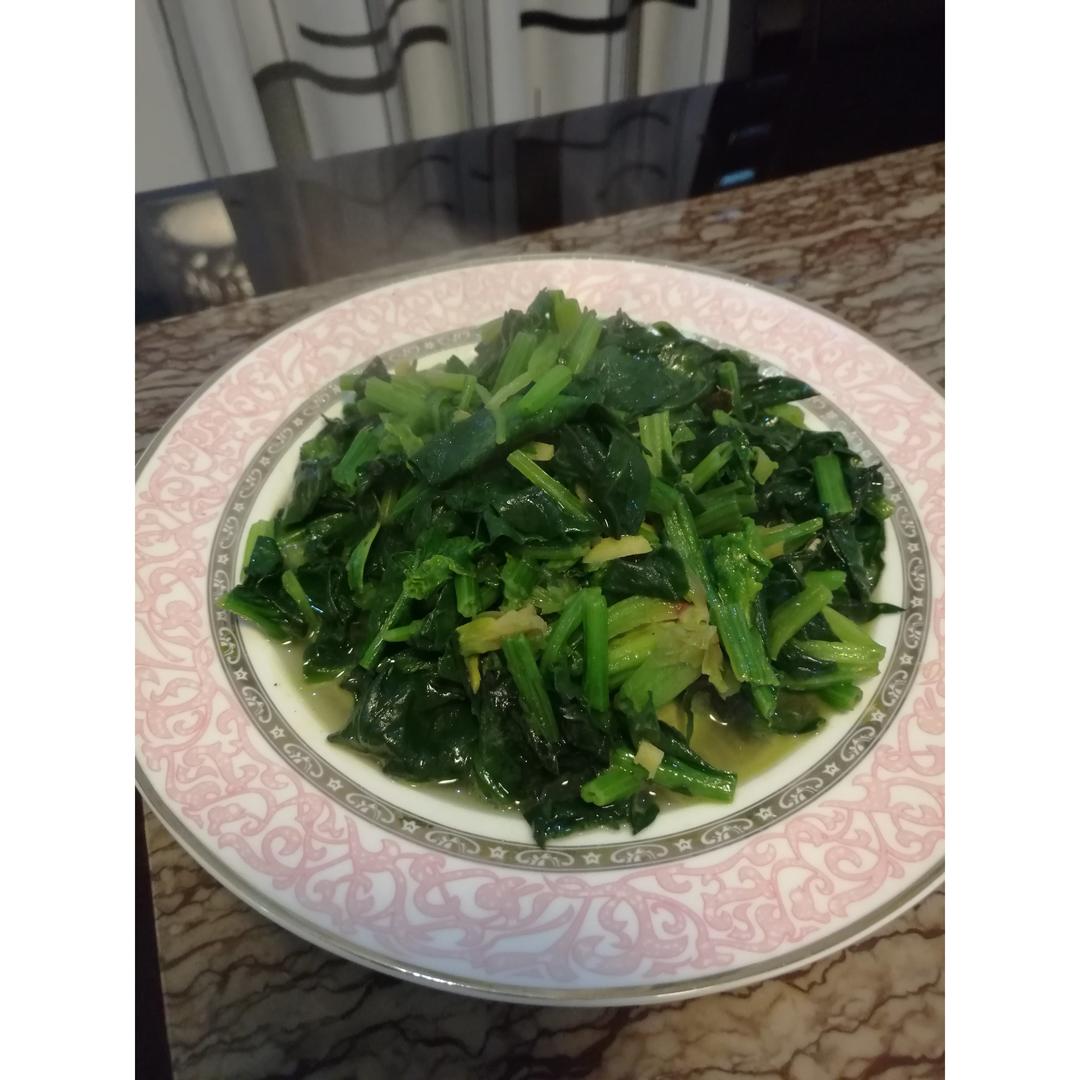 清炒菠菜