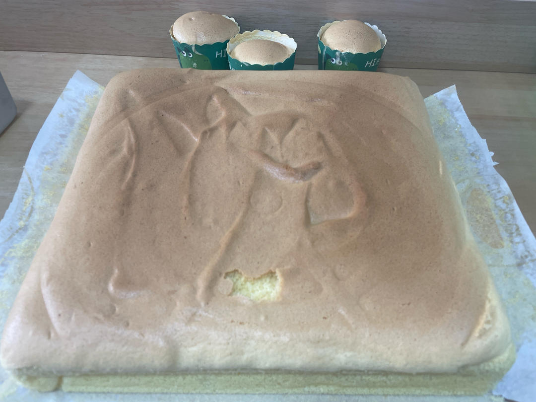 纸杯蛋糕 8寸戚风蛋糕的量