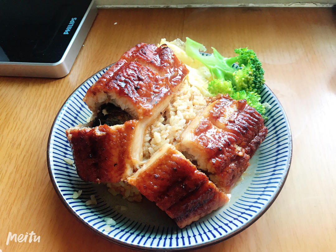 比日料店还好吃的蒲烧鳗鱼饭😋