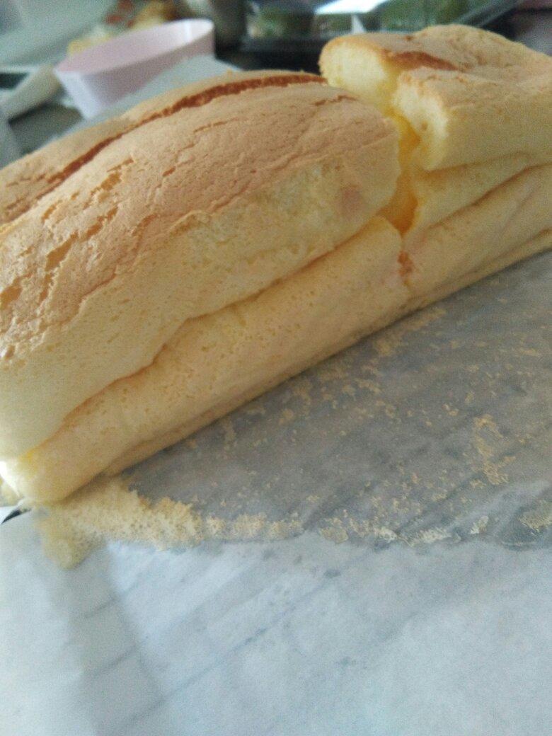 堪比柯基屁股
爆浆芝士🧀古早蛋糕