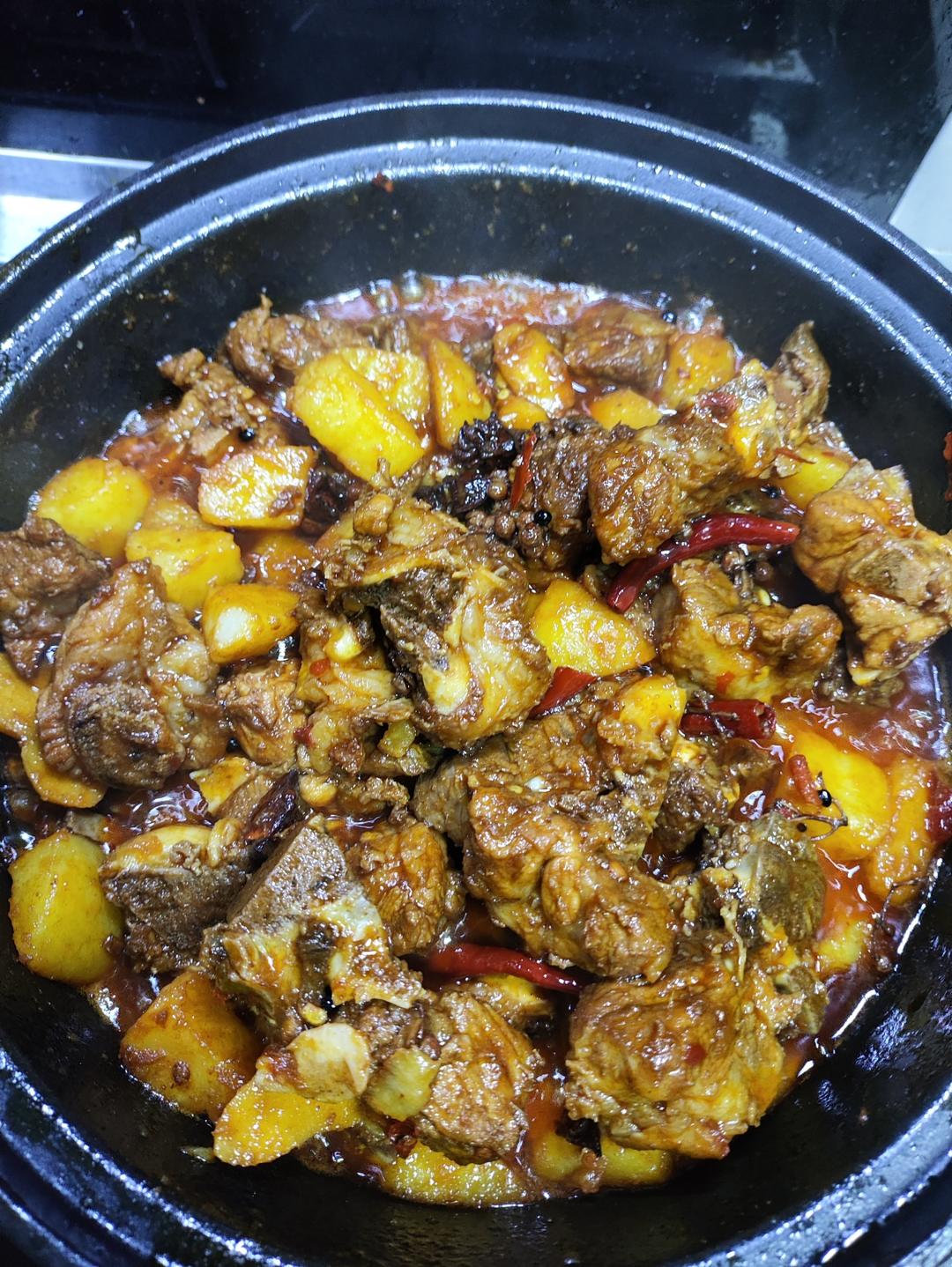 川味土豆烧排骨