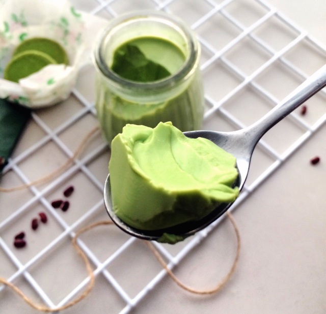 如果胡萝卜有嘴巴那它就会吃兔子做的抹茶布丁