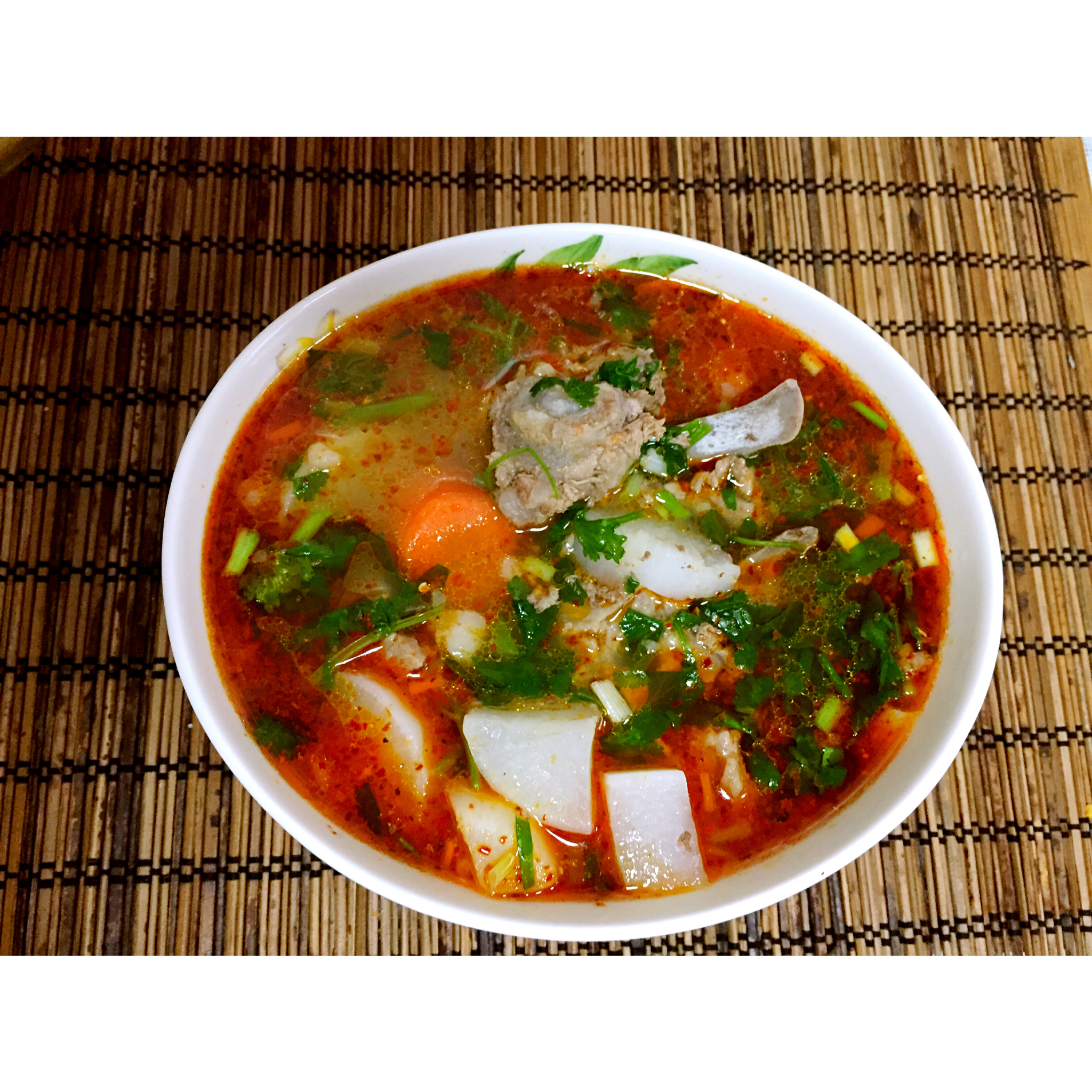 冬日御寒羊肉汤