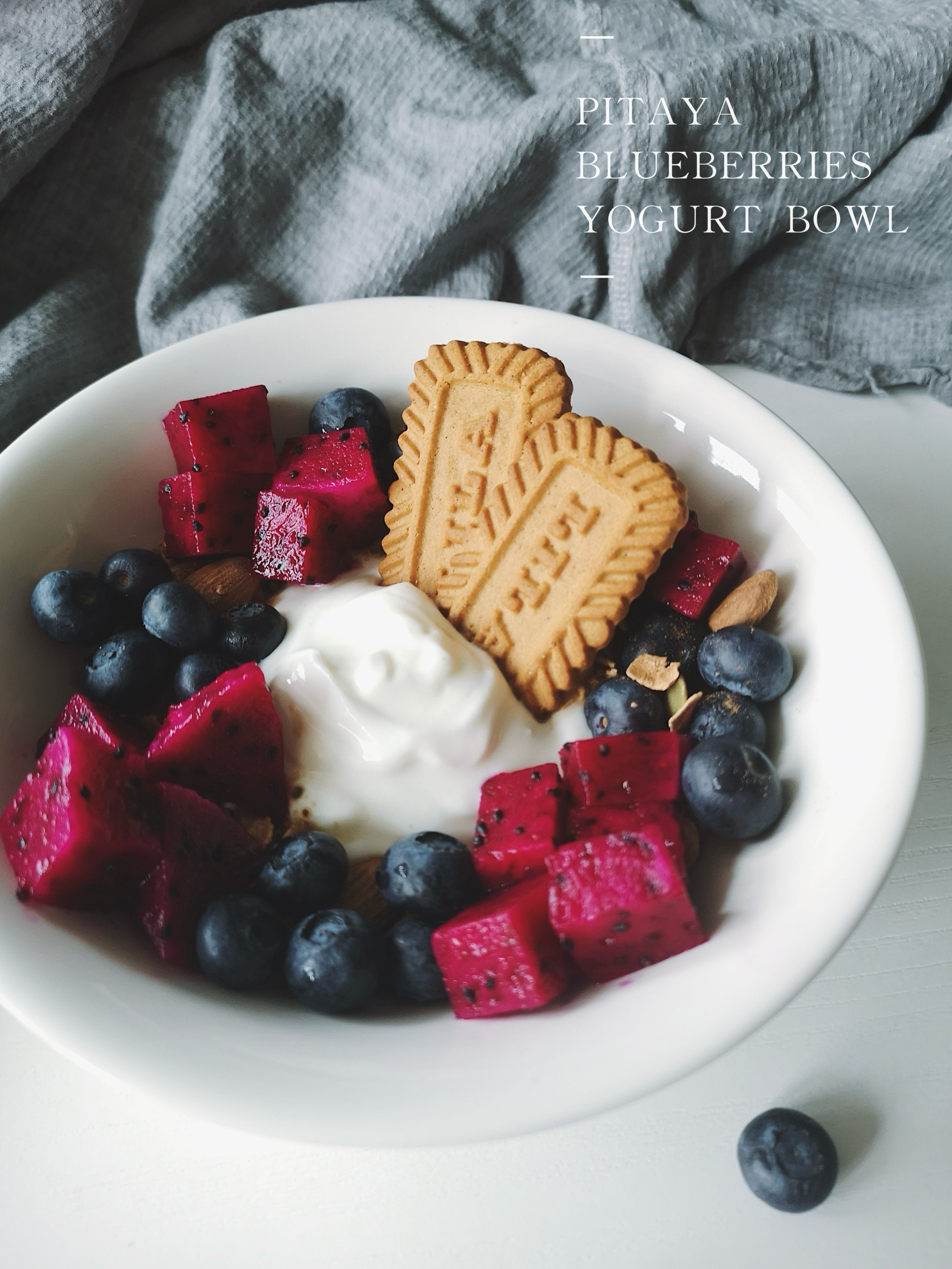 🩷大餐后清爽料理｜火龙果蓝莓酸奶碗 健康减脂的做法