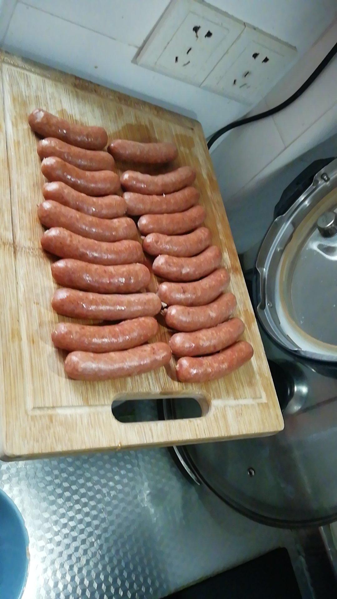 能量满满的猪肉脆皮肠(烤肠、灌肠、自制香肠)