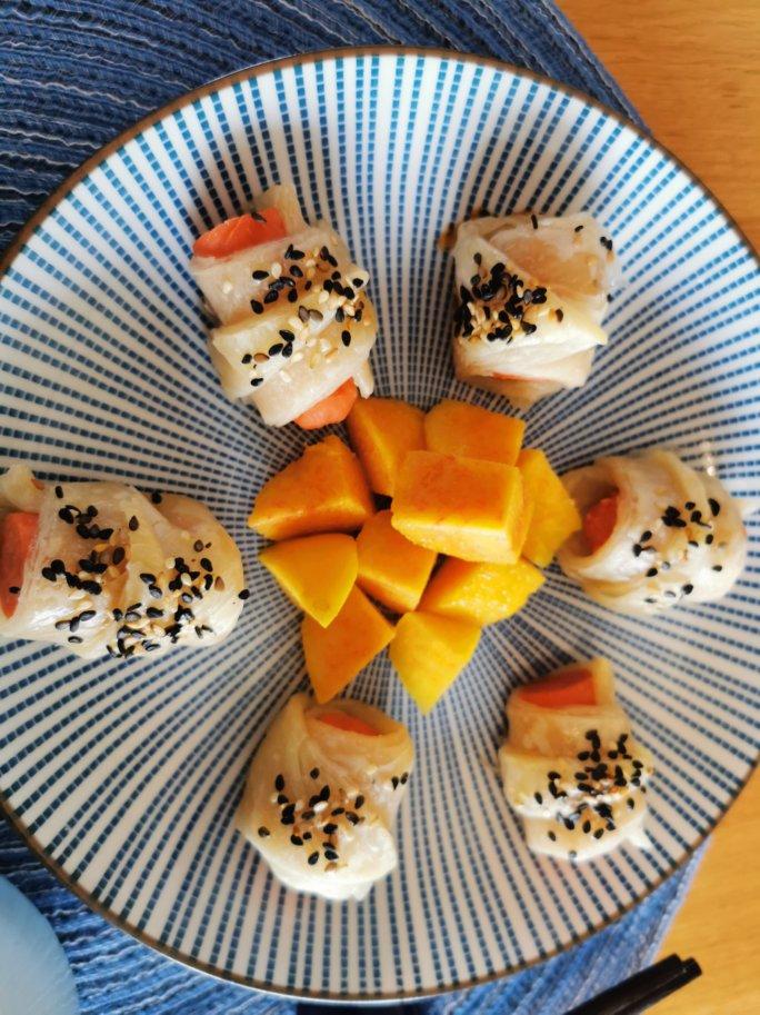 香肠酥皮卷：手抓饼皮还能这样吃，不用和面快速搞定早餐