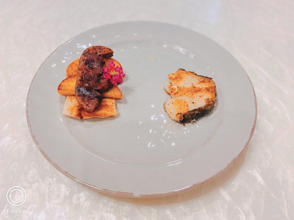 【法式煎鹅肝】只需轻松几步就能做出美味高颜值的法式煎鹅肝