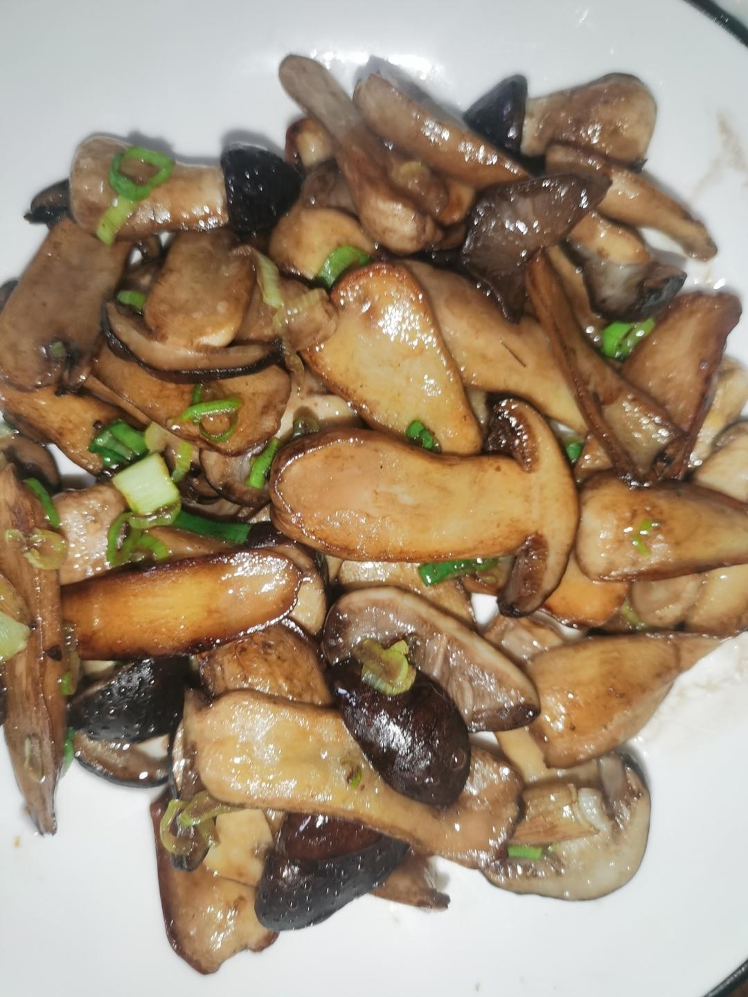 上桌秒光的葱油姬松茸