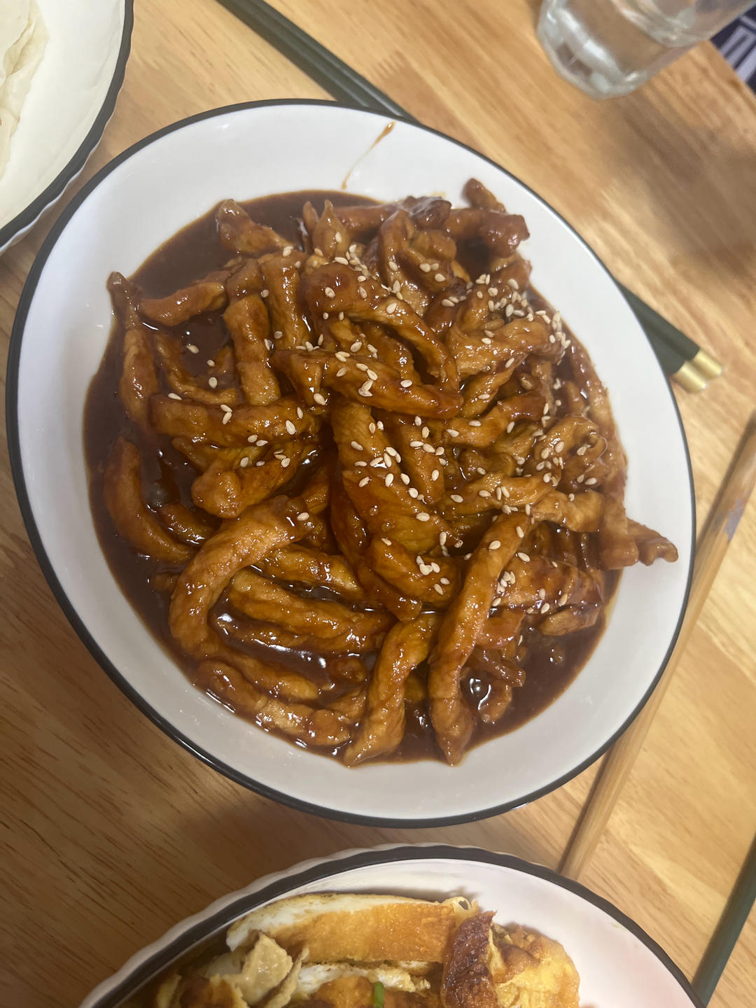 好吃到舔手的酱肉丝