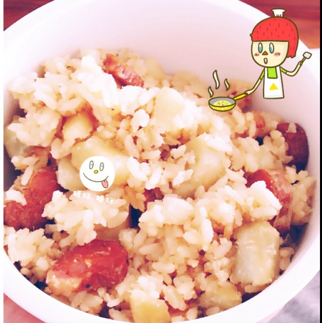 土豆腊肠焖饭