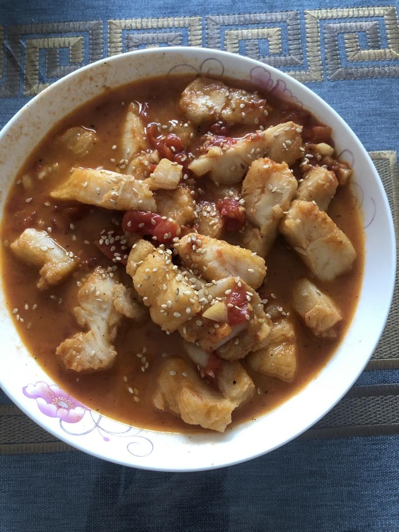 番茄鱼巴沙鱼（也可以用番茄龙利鱼），番茄酱汁超浓郁，营养又下饭！