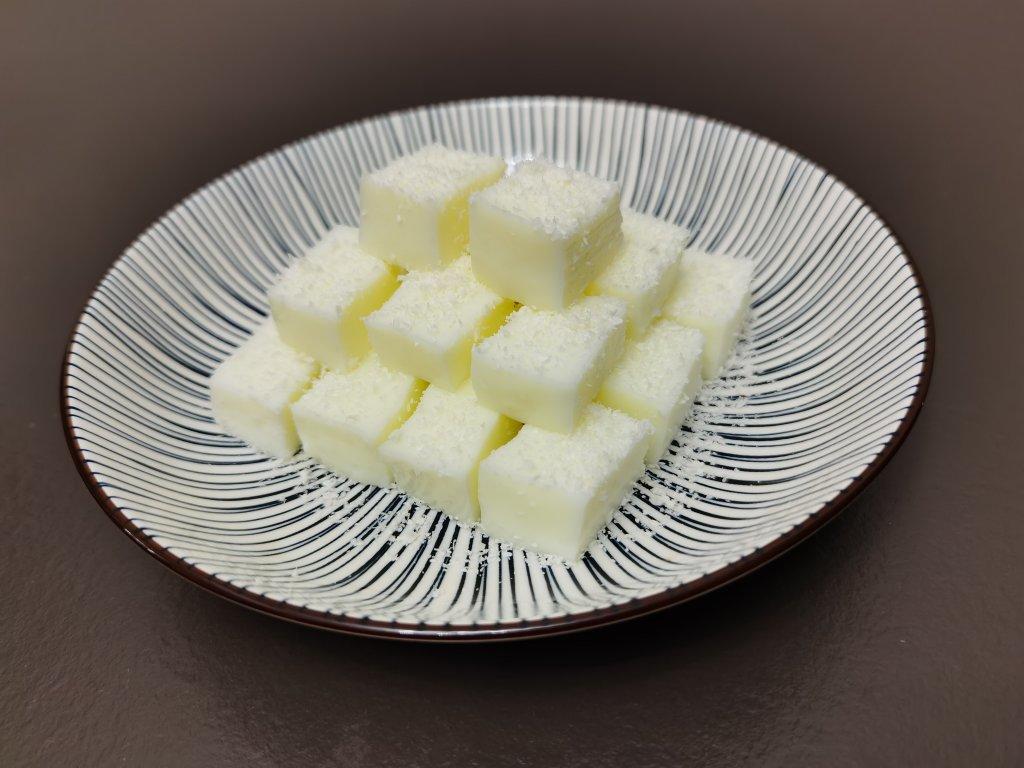比85℃好吃百倍的椰蓉牛奶小方