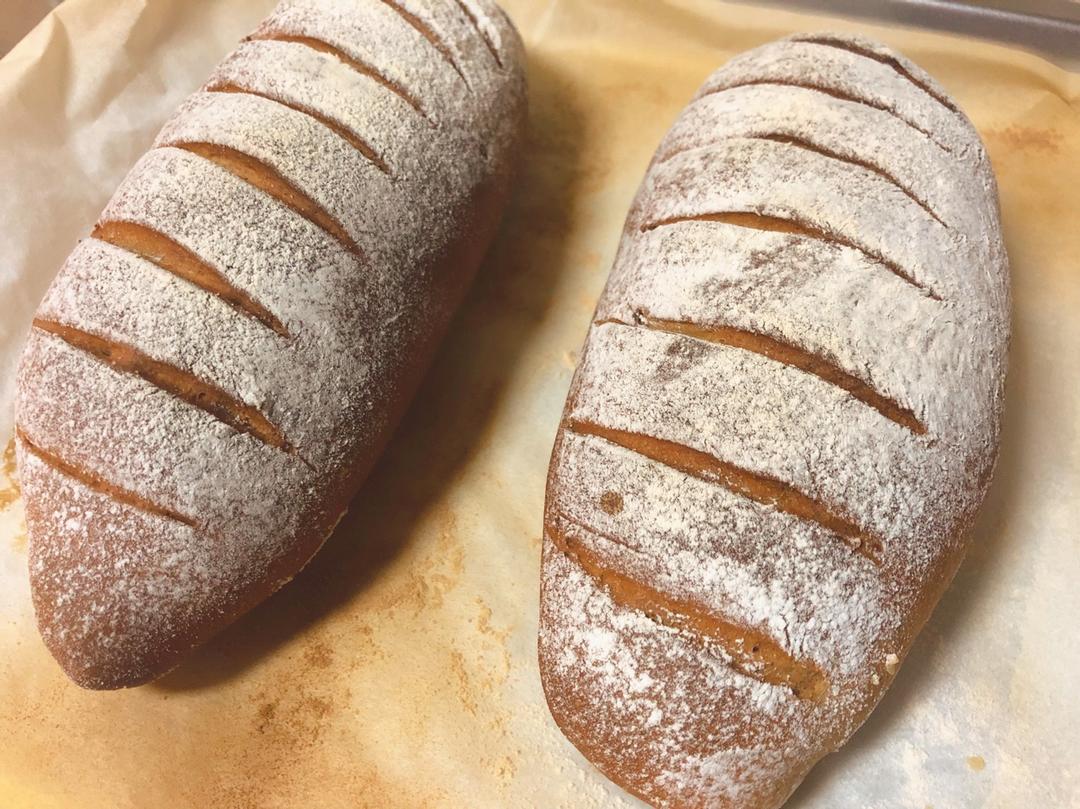 黑麦核桃红糖面包