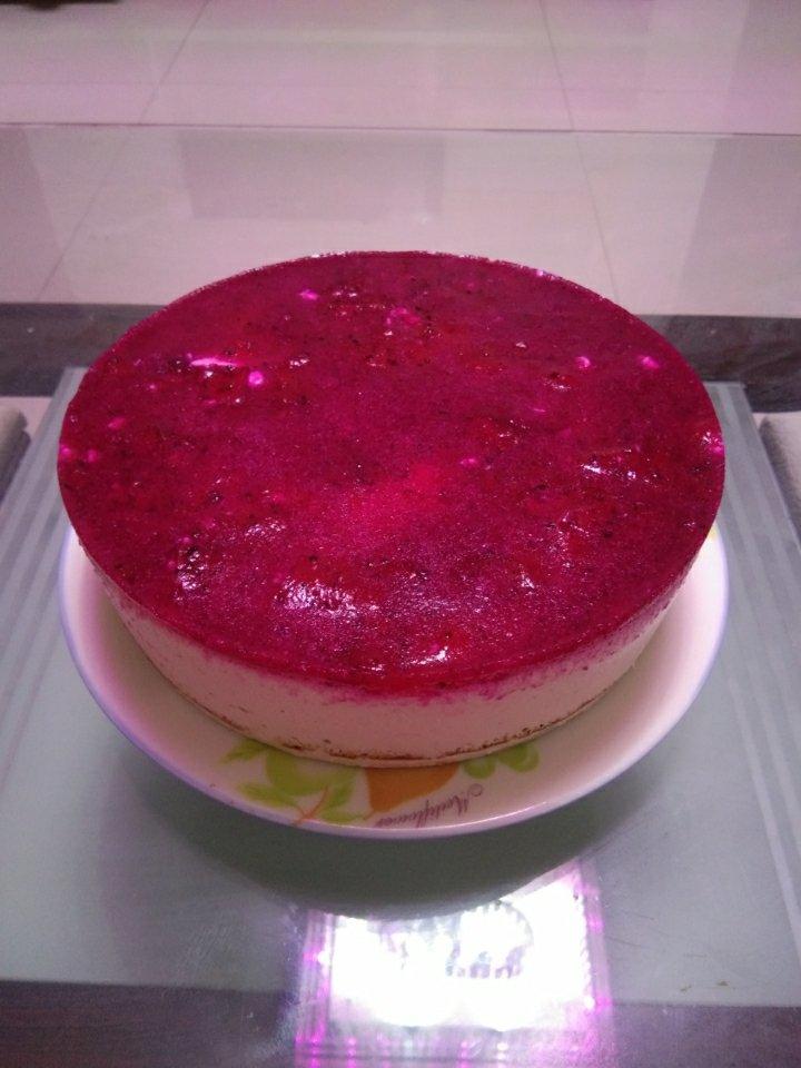 草莓慕斯蛋糕（8寸）