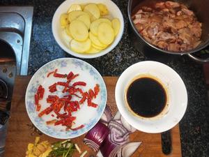 香辣干锅鸡(火锅底料)的做法 步骤1