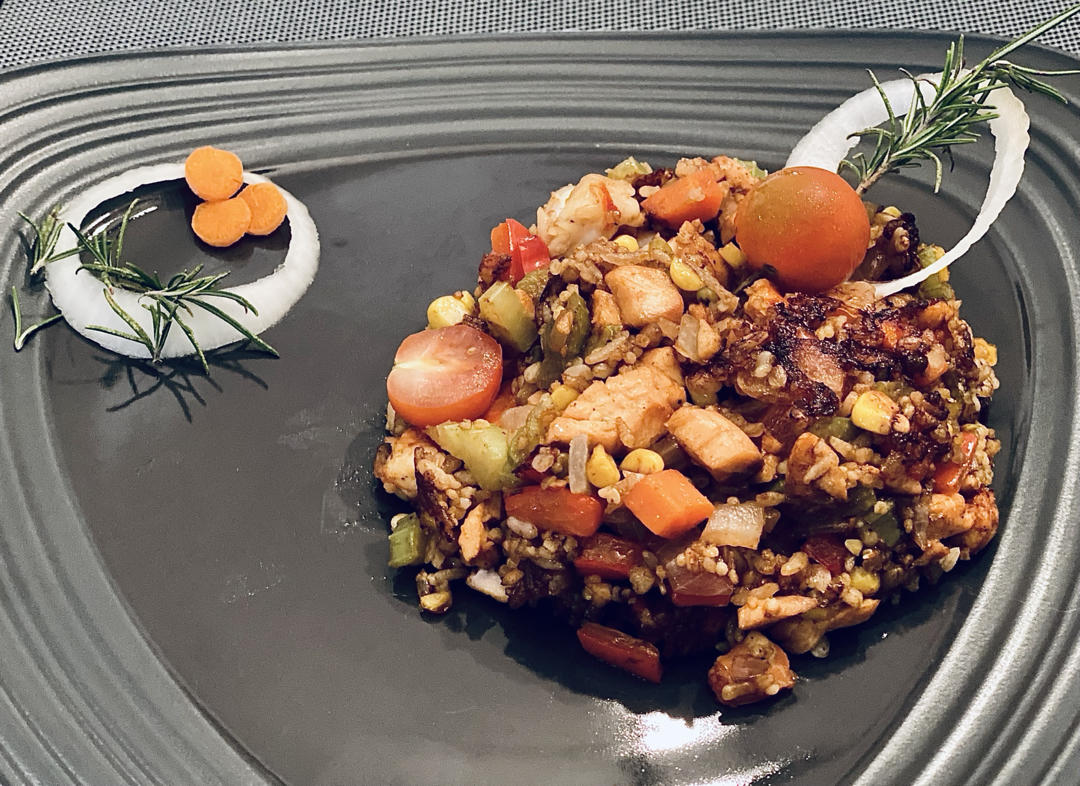 低脂三文鱼炒饭