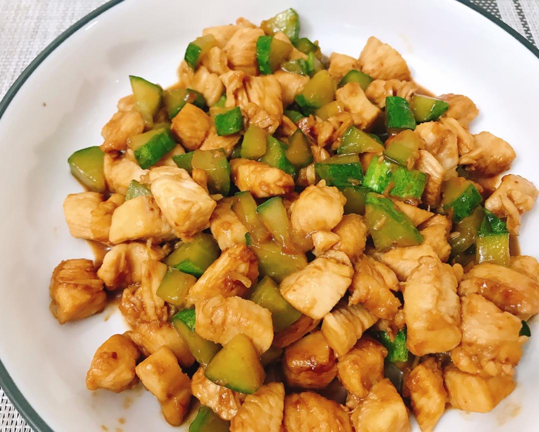酱爆鸡丁