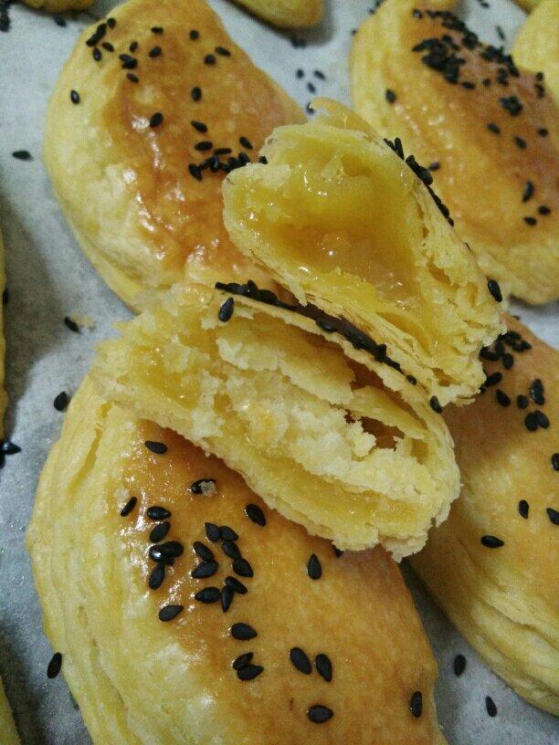 蛋挞皮版蛋黄酥（香芋紫薯馅）