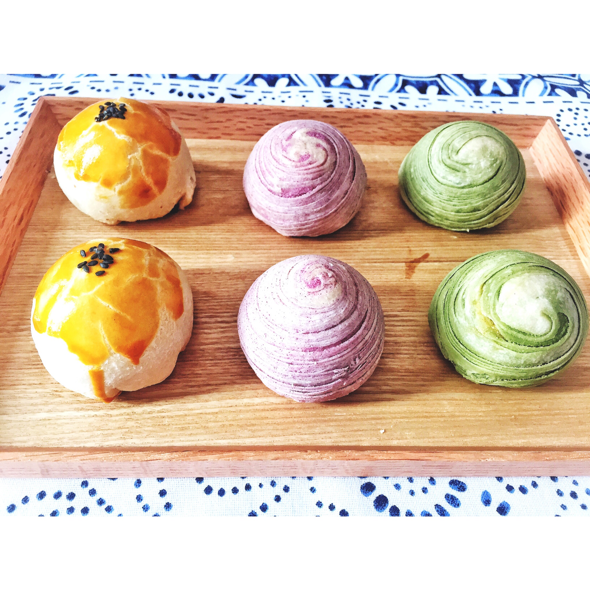 蛋黄酥~紫薯、抹茶、原味~花好月圆，中秋快乐~内附一次做六色蛋黄酥方法~