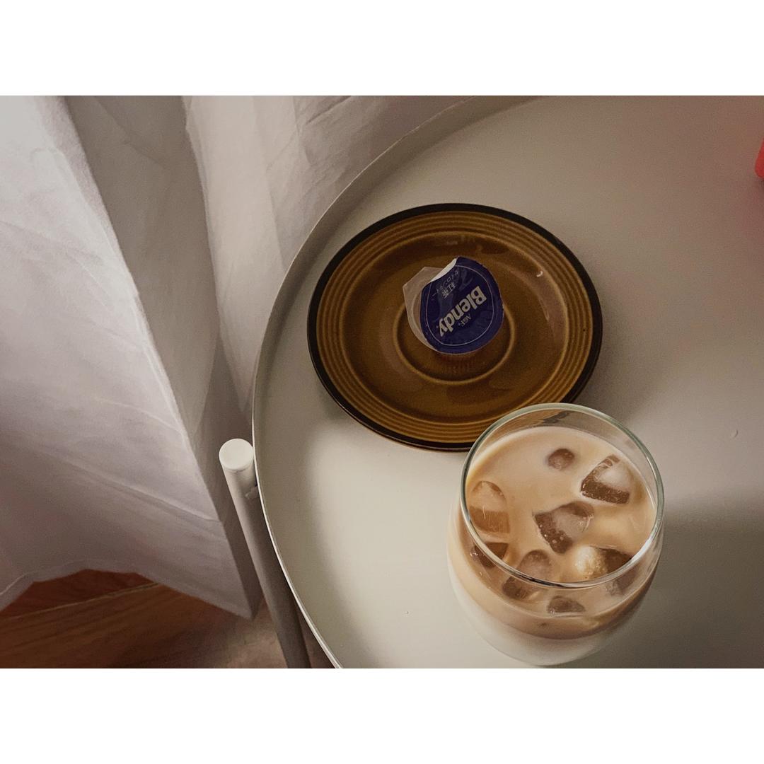 忙里偷闲吃饭饭