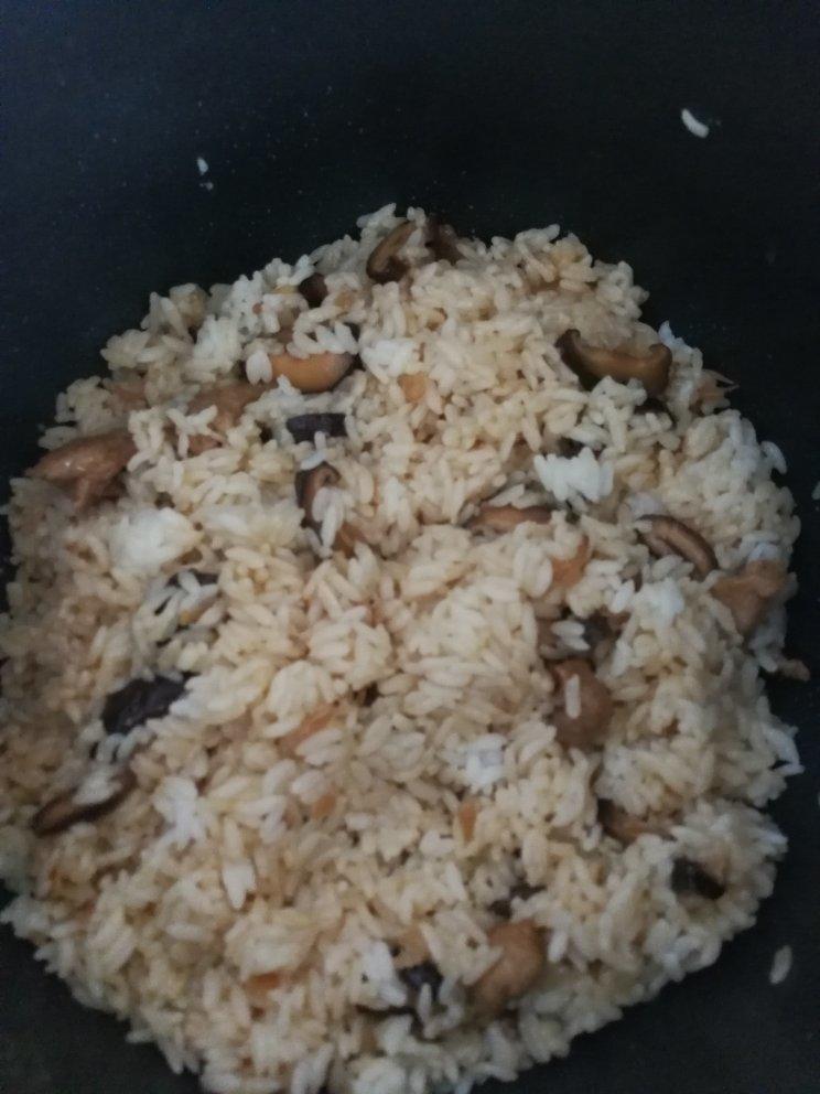香菇油饭