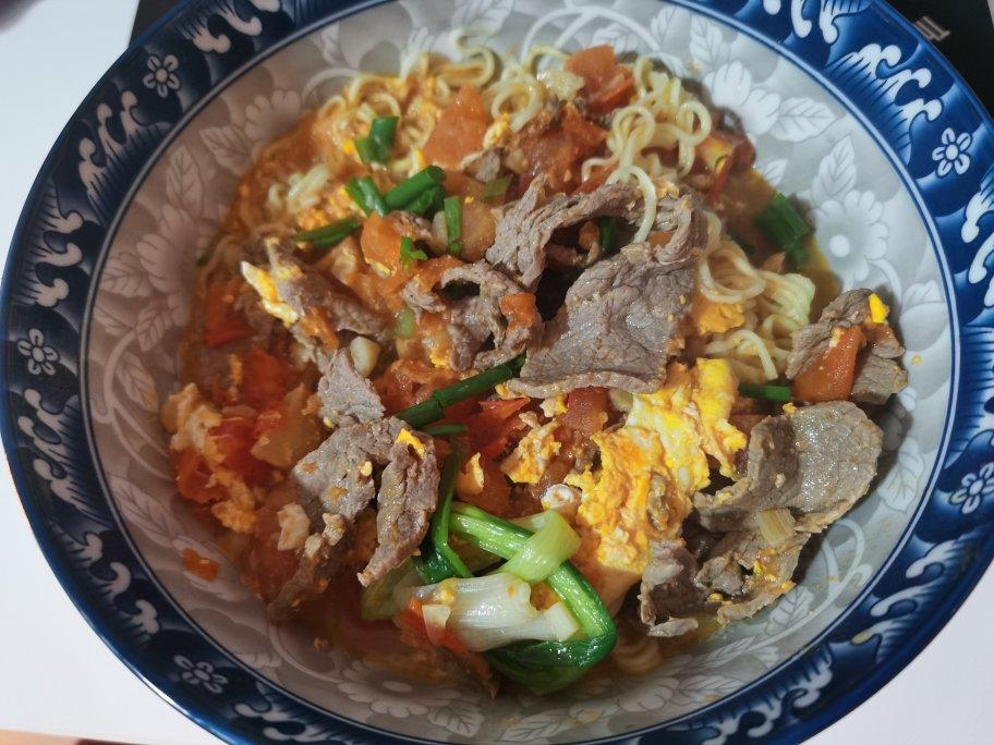 番茄牛肉面