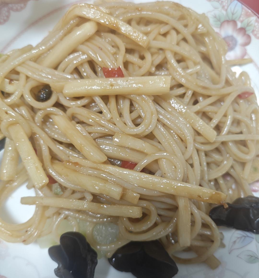 酸笋炒粉（少油）