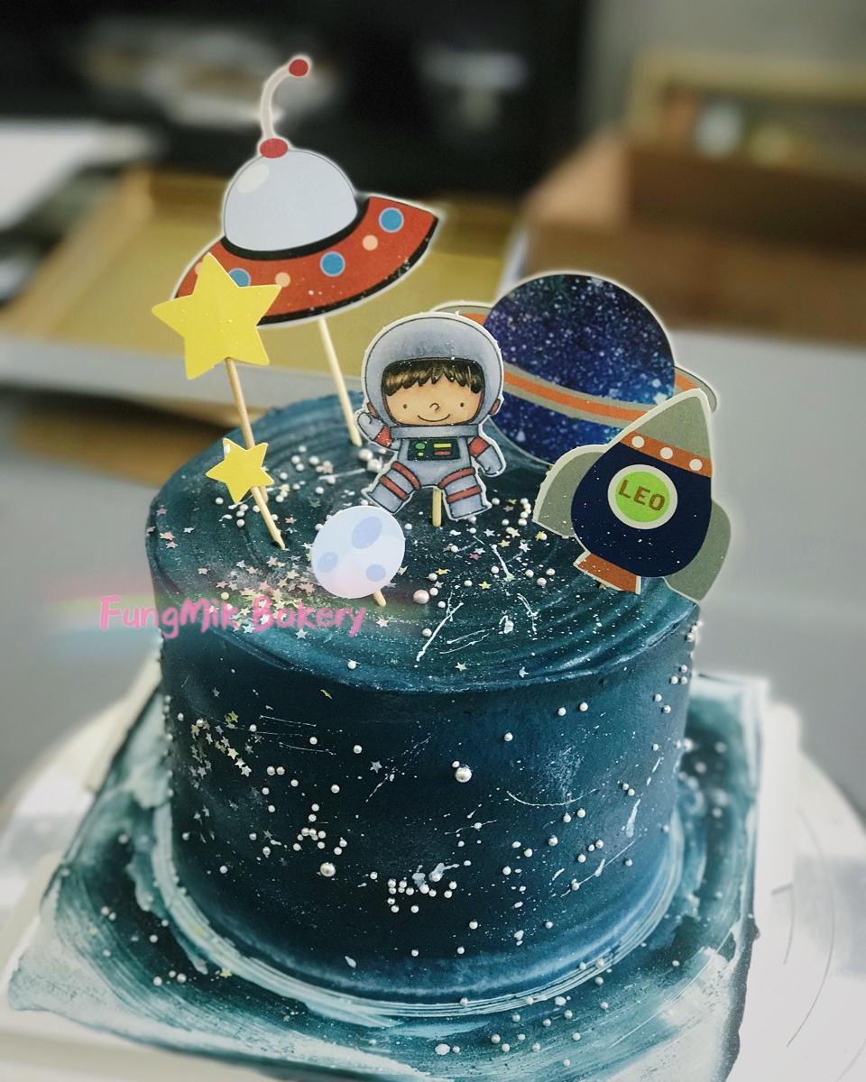 记录生日蛋糕