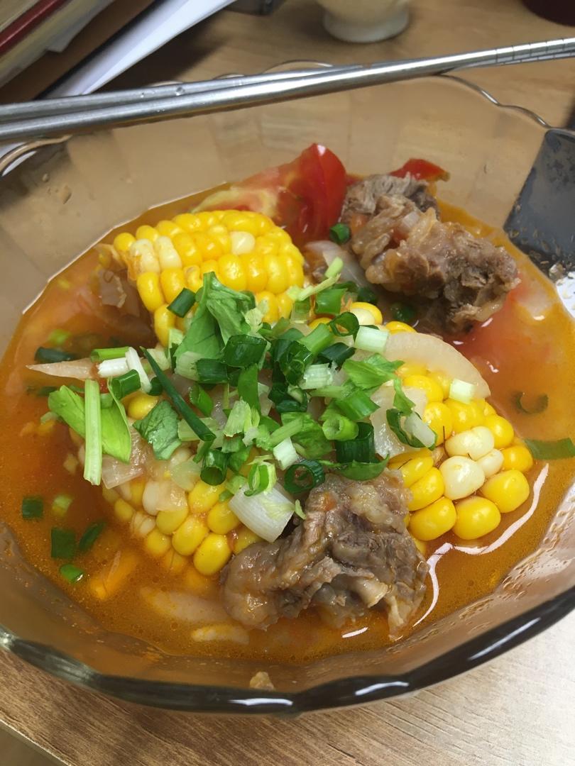玉米番茄牛肉汤