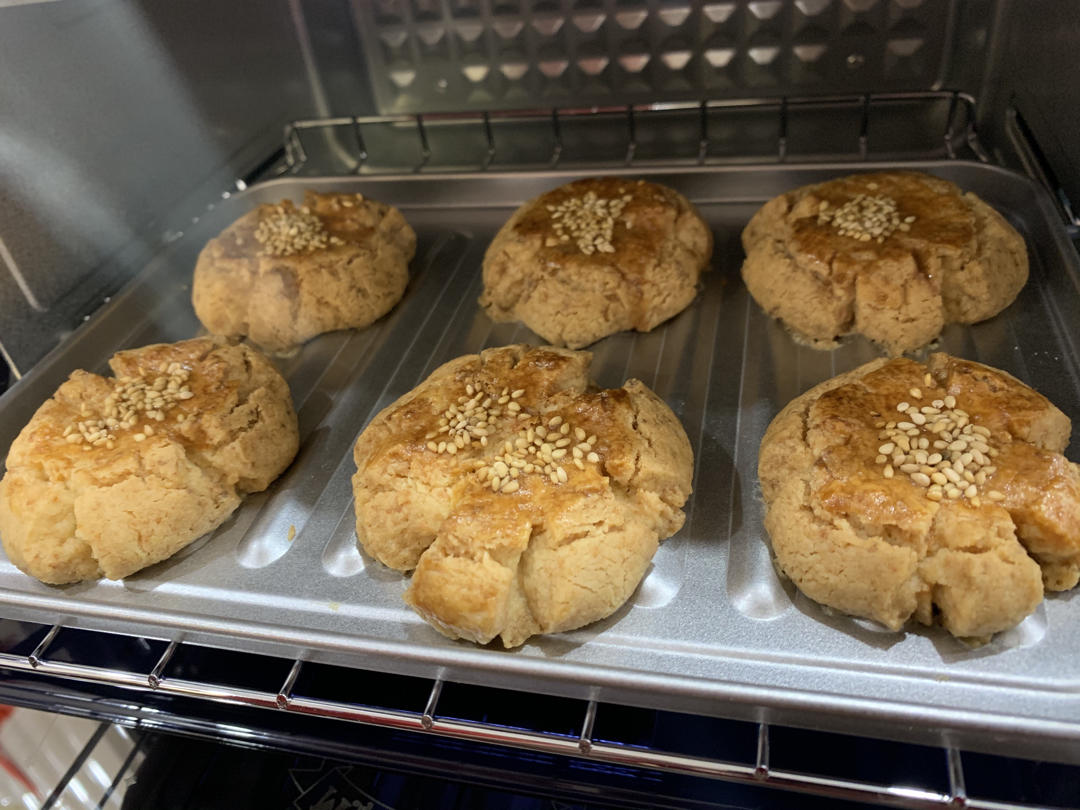 轻轻一按就碎掉的原味桃酥（不输猪油版）
