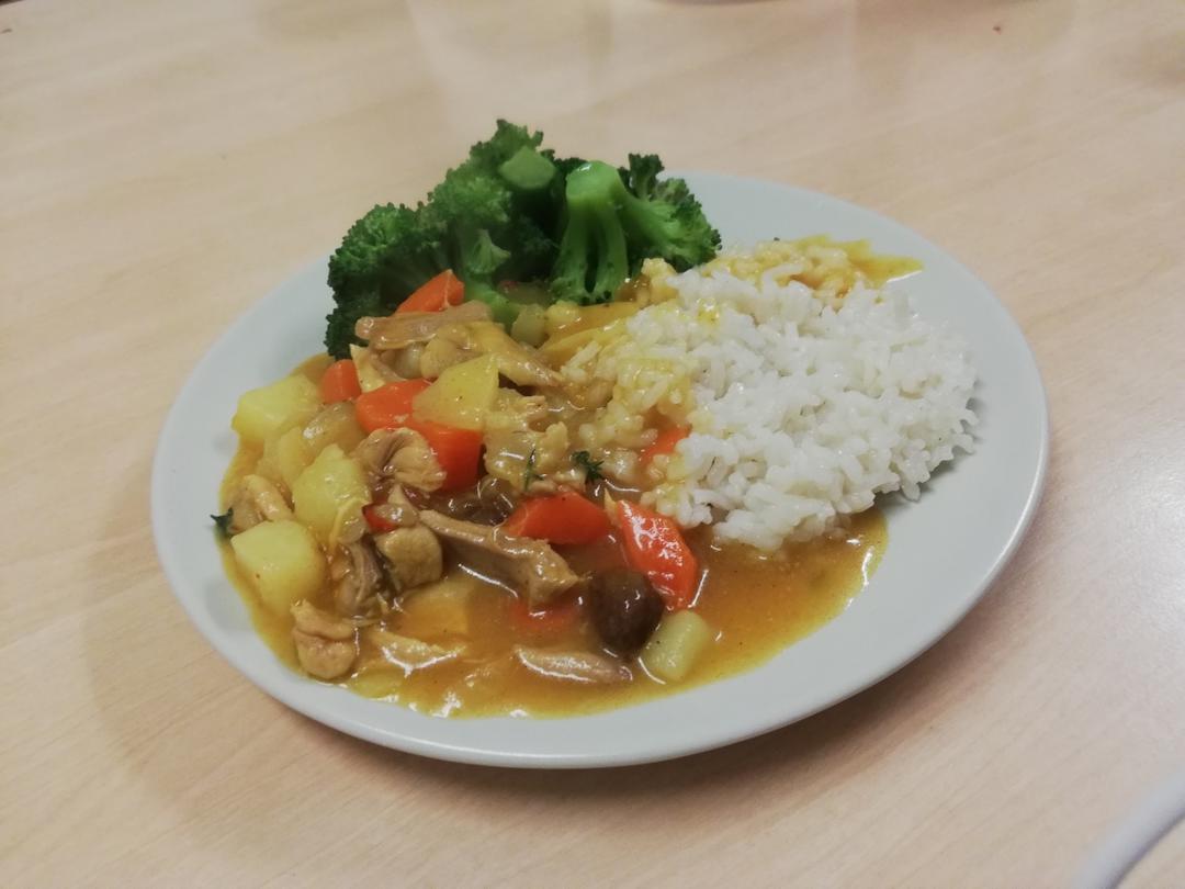 咖喱鸡饭的做法