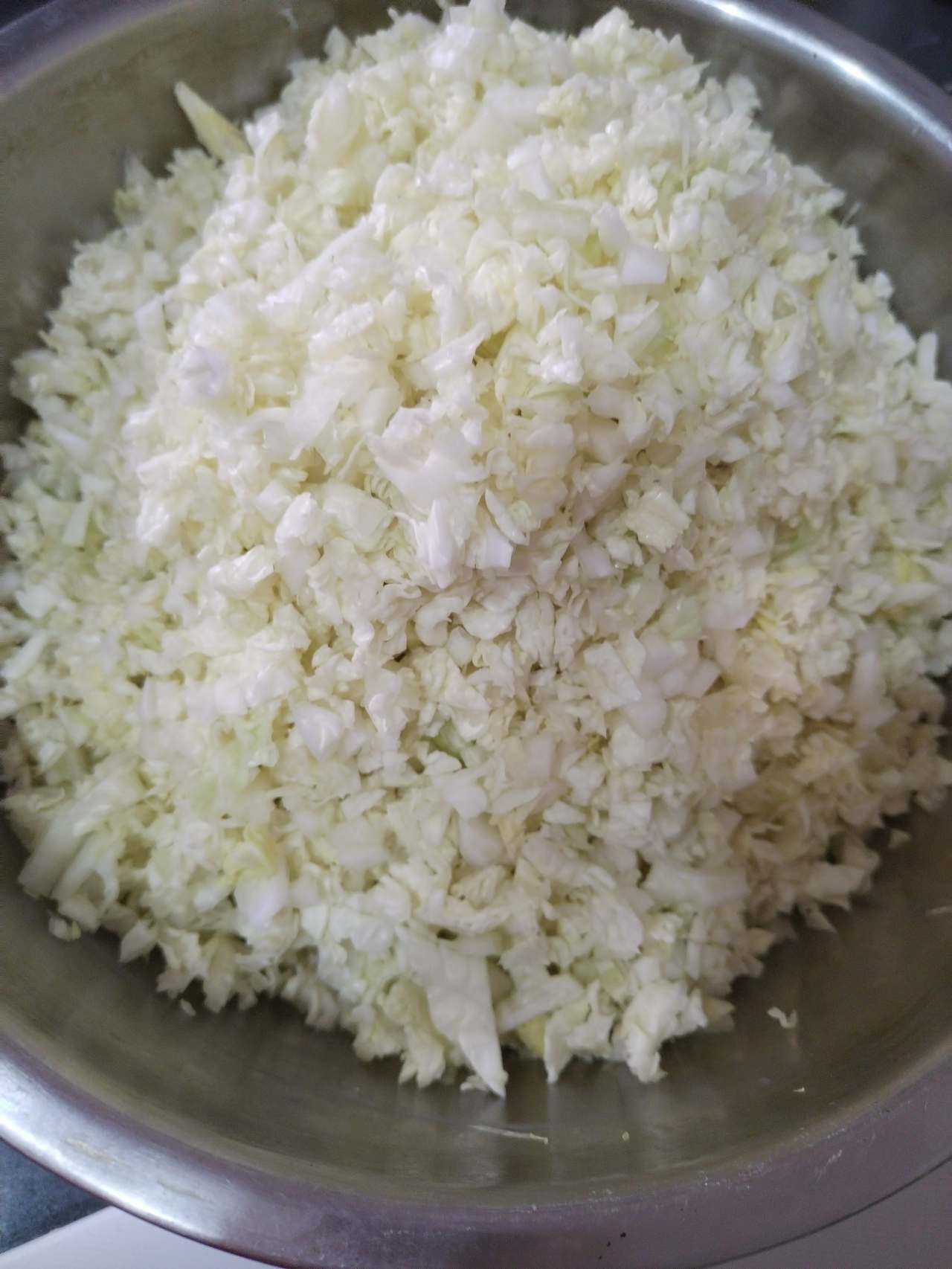 消耗大白菜——白菜豆豉卷子的做法 步骤2