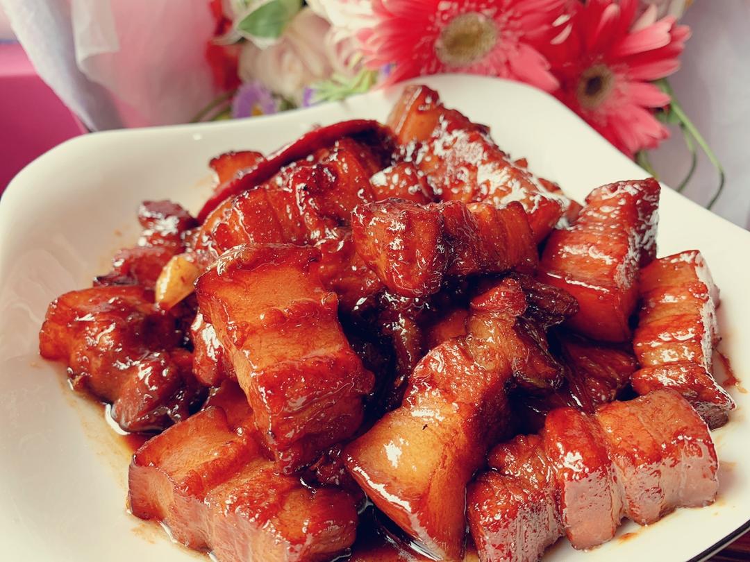 其实也不是很难的红烧肉烧蛋