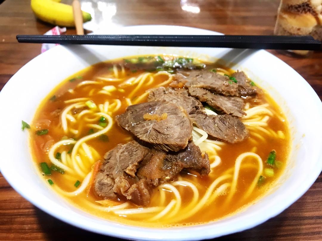 番茄牛肉面