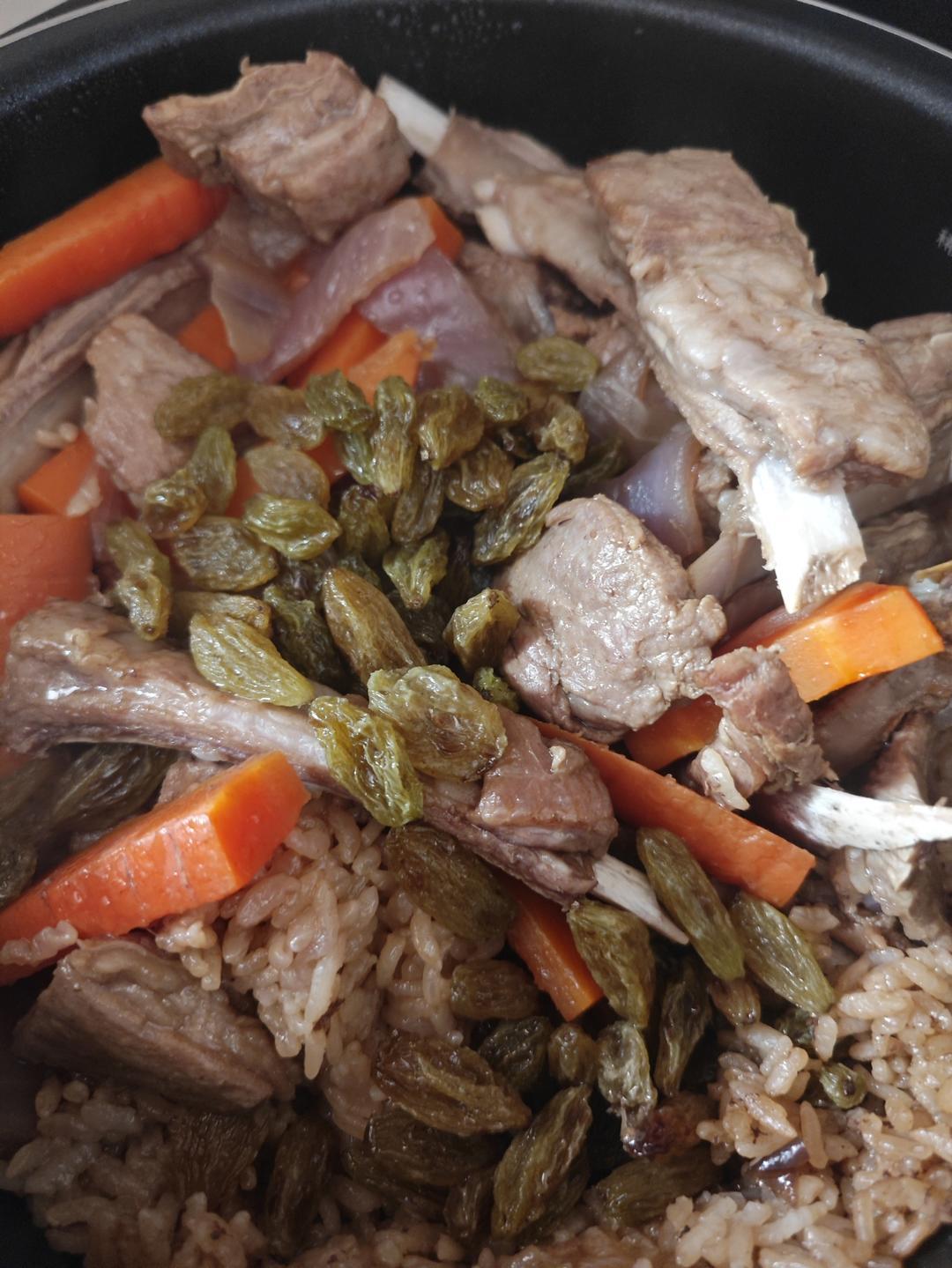 新疆家常小羊排手抓饭