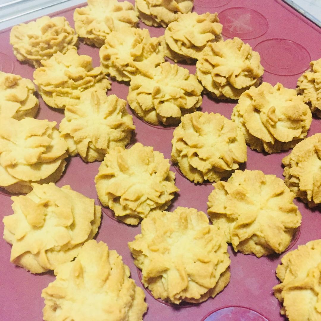 一抿即化酥到掉渣的珍妮曲奇云顶小花/烘焙视频饼干篇1